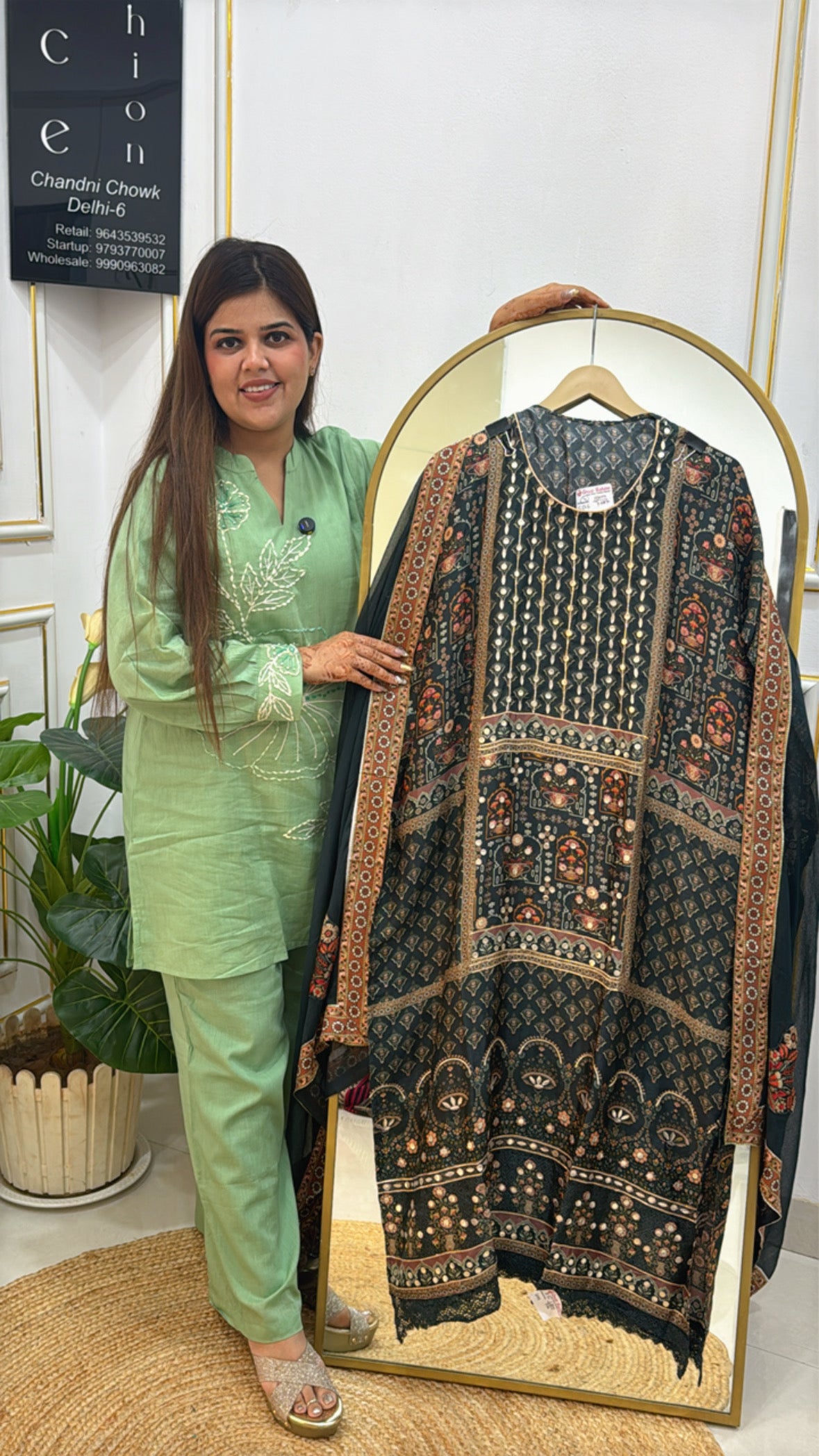 Women's Elegant Muslin Printed Suit with Leather Patch Detailing and Chiffon Dupatta GF 261