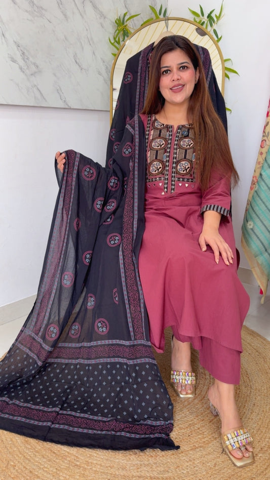 Ready to wear plum color casually fit Baku cotton full applique work neck detailing with pure cotton dupatta well stitched stylish suit GF967