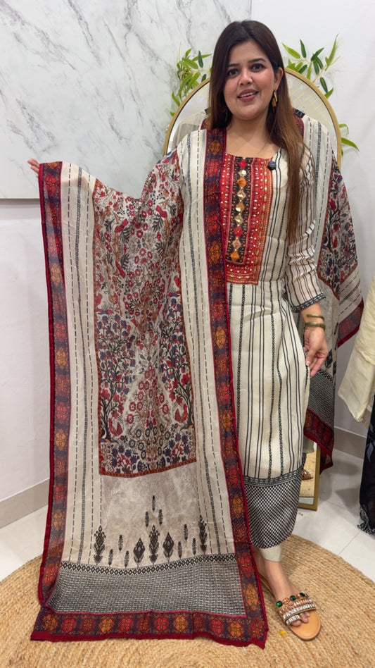 Summer best casual fit ready to wear premium pure Organzza suit with beautiful print and beautiful glass organzza dupatta  GF957