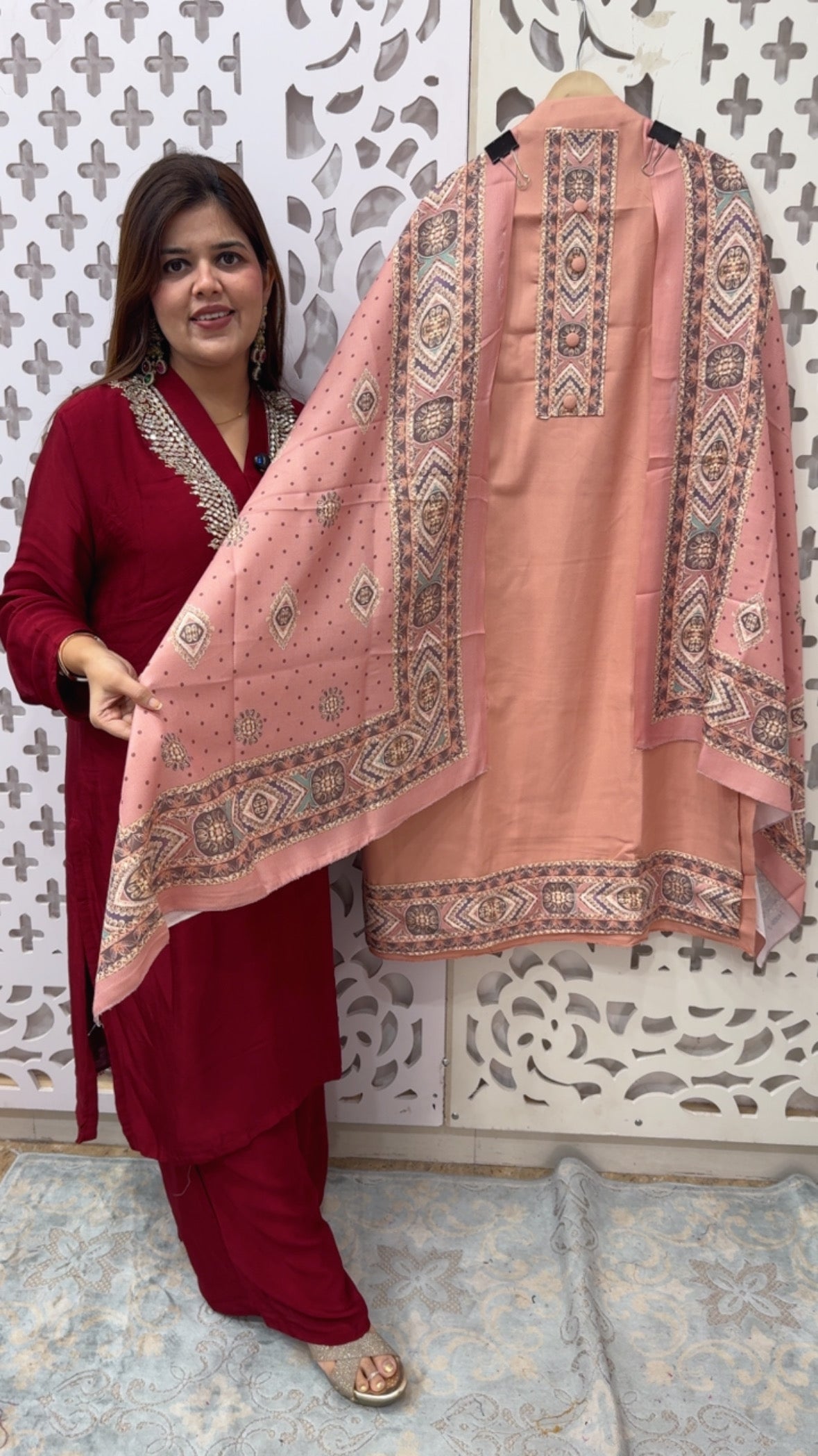 Winter special pastel color pashmina warm suit material with classy printed beautiful pashmina dupatta and pashmina bottom GF810