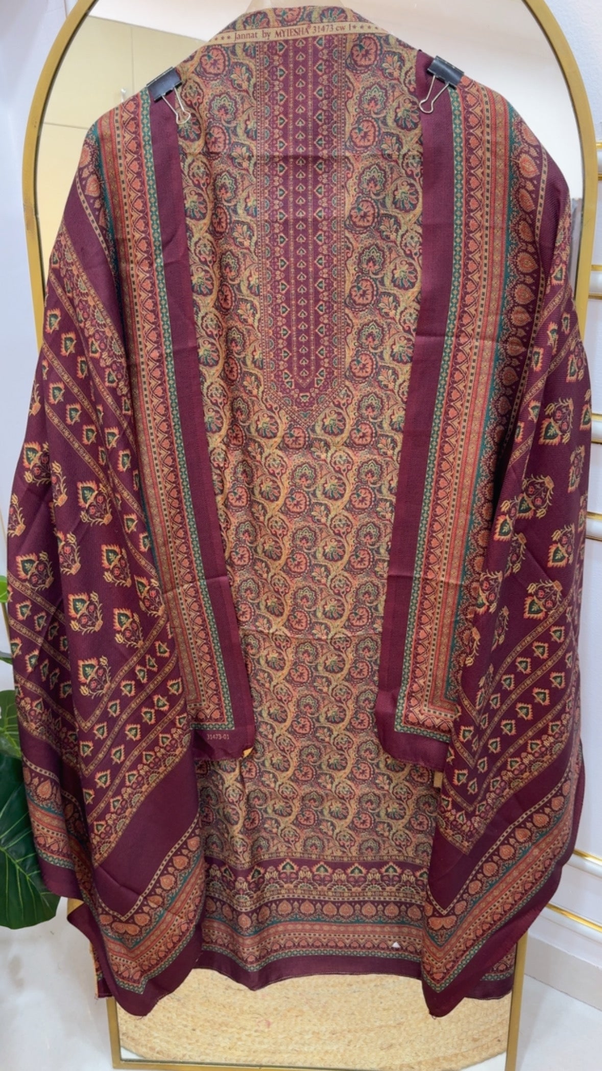 Beautiful pure warm Kani printed pashmina suit material with pashmina shawls and bottom GF872