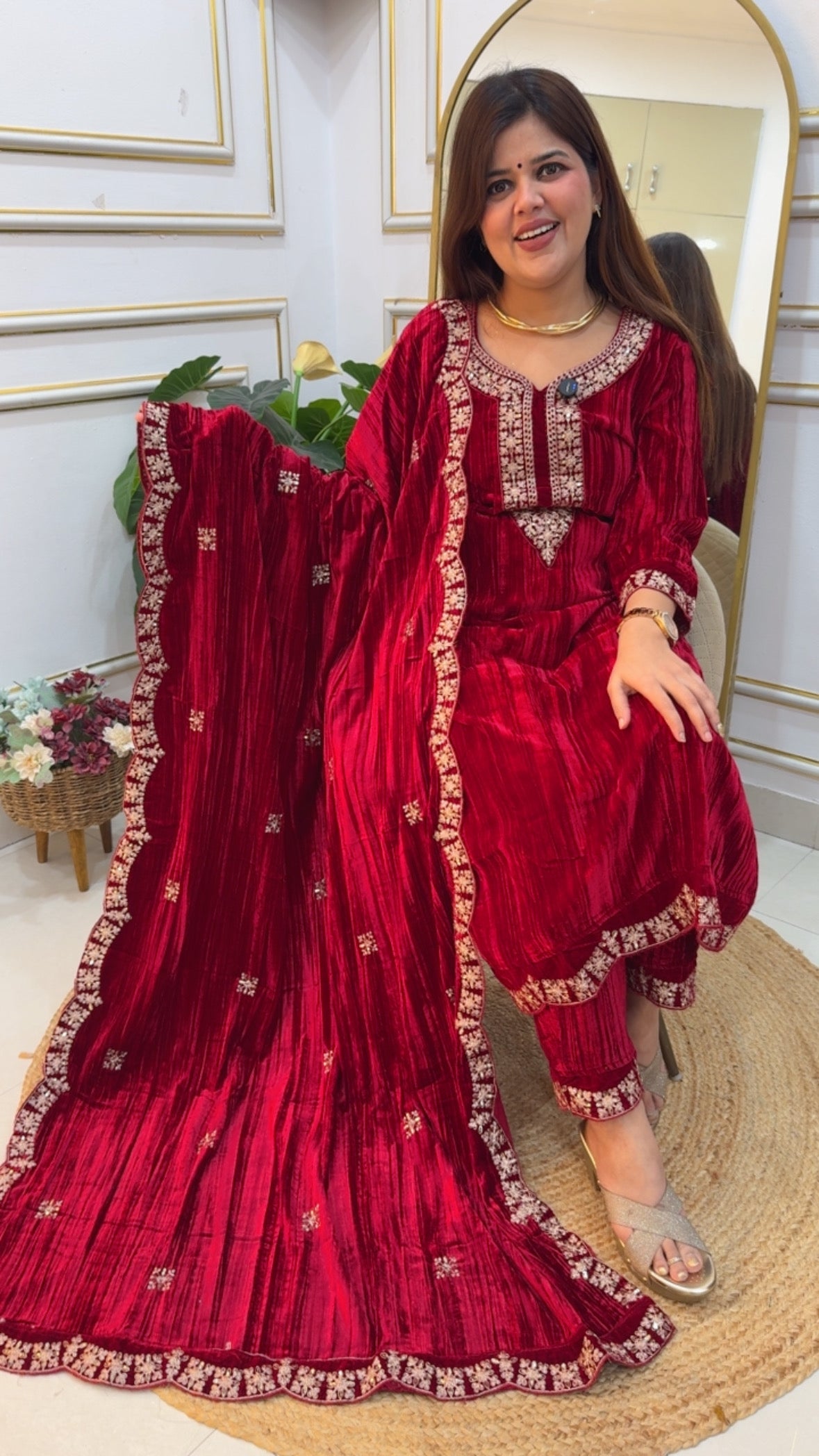Ready to wear velvet glam premium crushed velvet suit fully stitching with premium work detailing Karachi printed crushed velvet bottom and full length crushed velvet dupatta GF866
