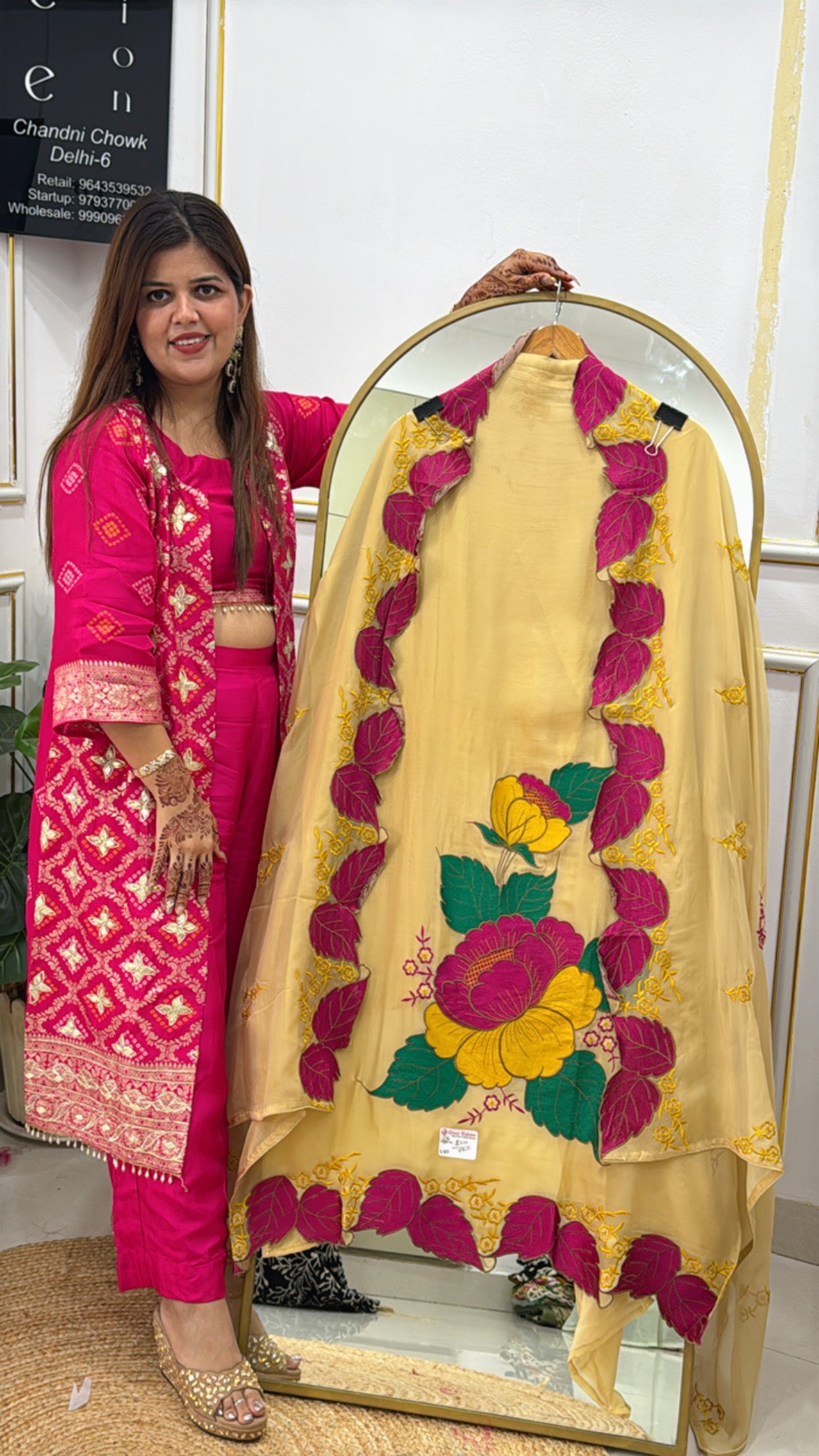 Trending Scalloped Leaf Detailing Pure Organza Suit with Applique Work Designer Dupatta GF 415