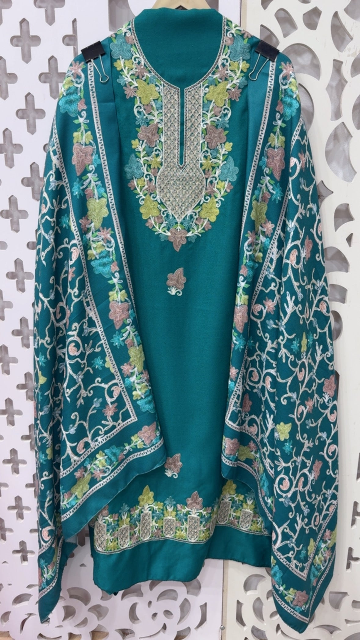 Kashmiri pashmina full embroidery suit pashmina suit material with beautiful printed pashmina shawl along with pashmina bottom GF827
