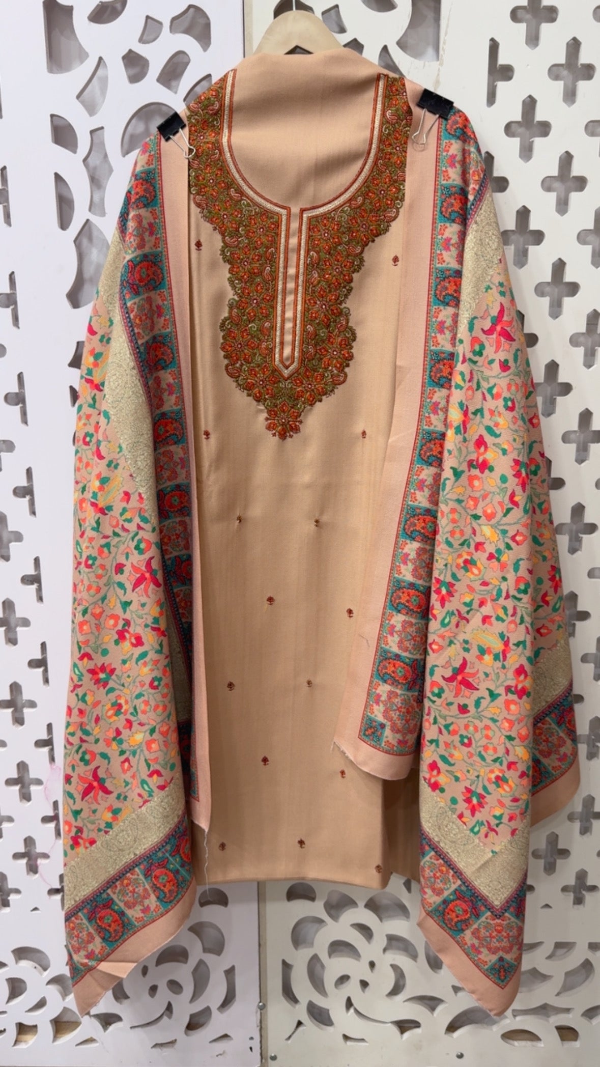 Kashmiri pashmina embroidered suit material with pashmina shawl and pashmina bottom GF808