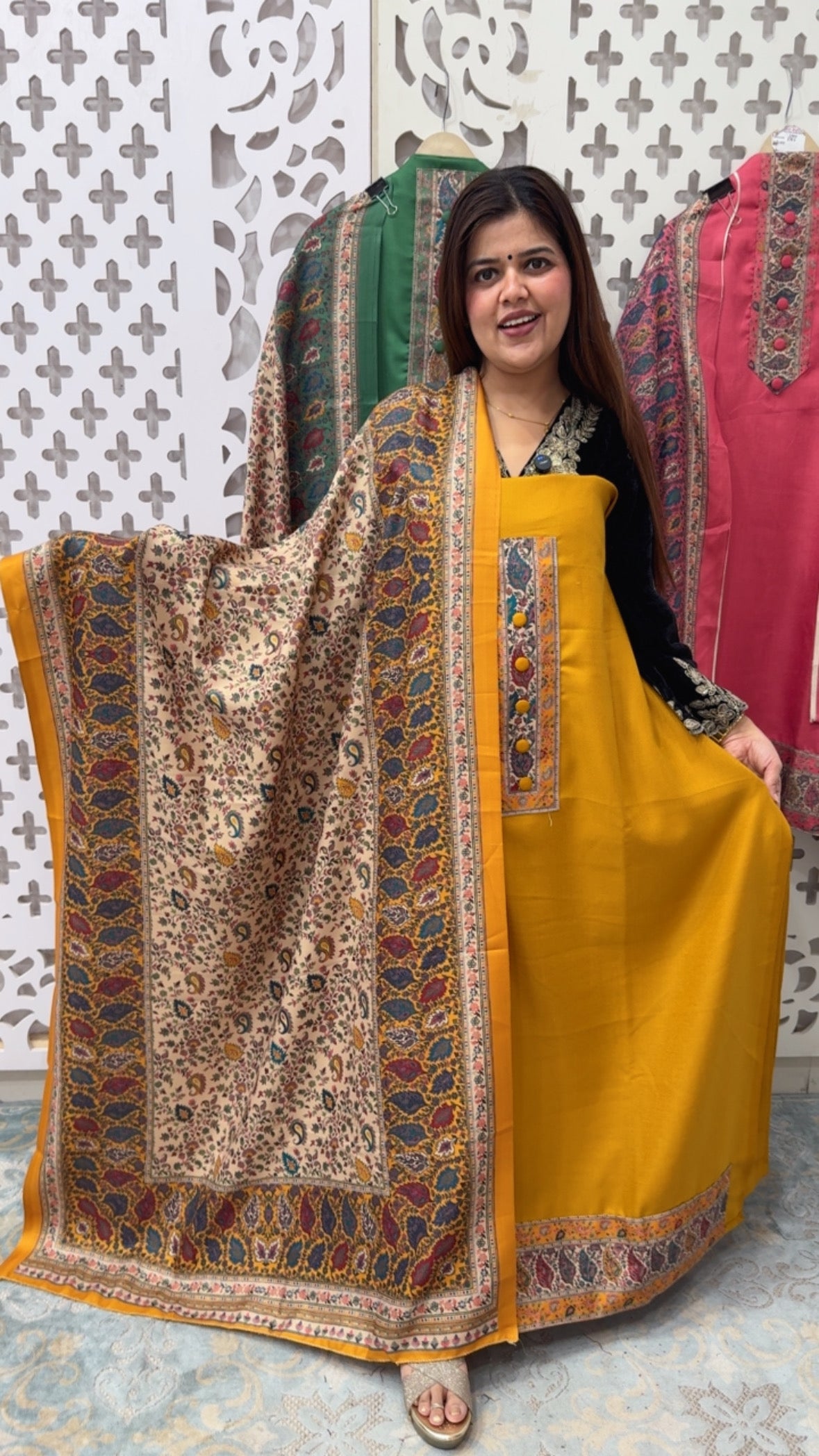 Winter special pure pashmina suit material with premium pure soft beautiful printed pashmina shawls GF831