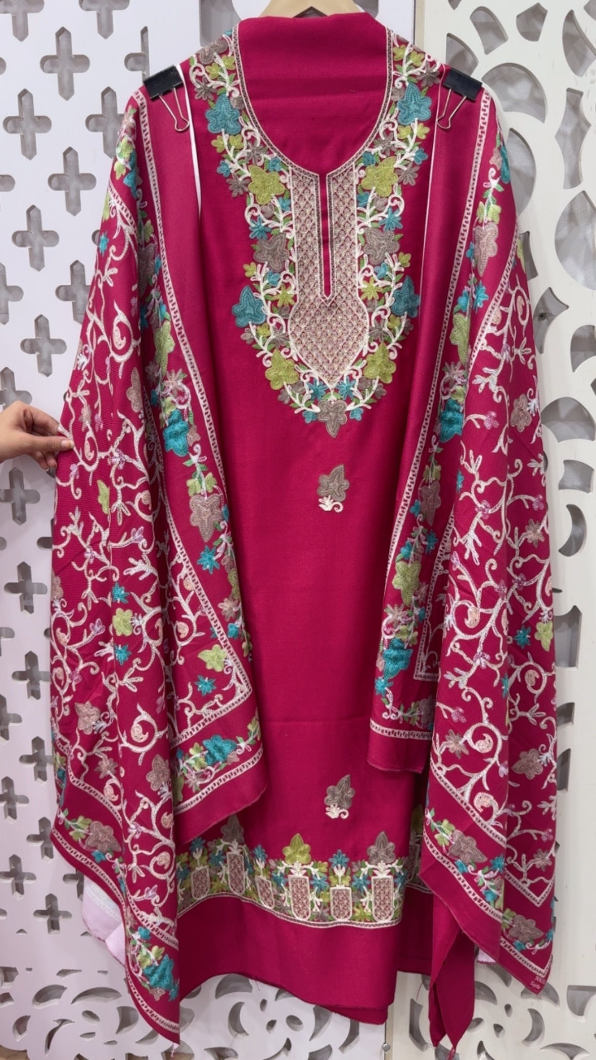 Kashmiri pashmina full embroidery suit pashmina suit material with beautiful printed pashmina shawl along with pashmina bottom GF827