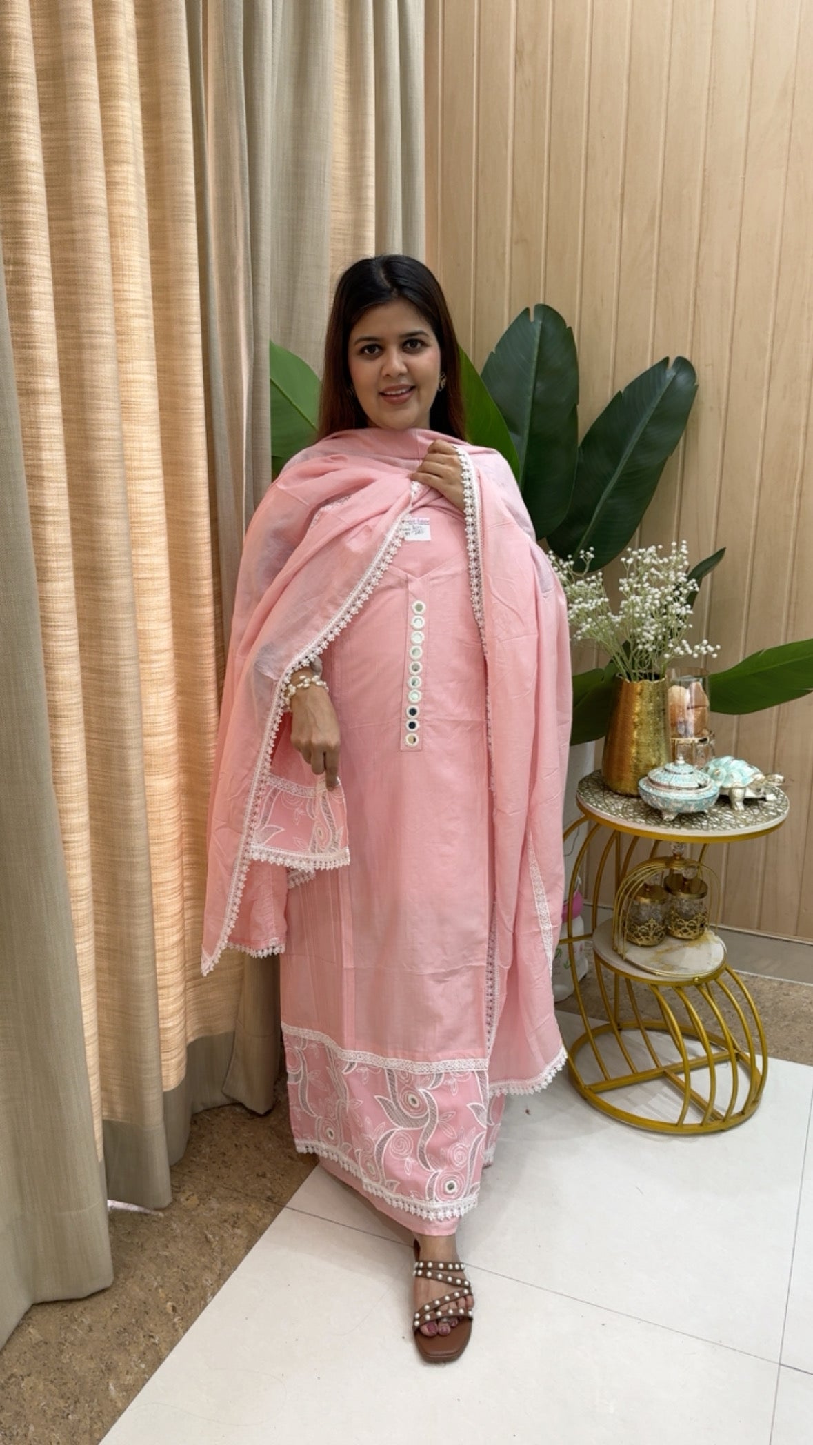 Style and elegant pure Mul Mul super designer and classy suit material along with designer laces detailings GF1191