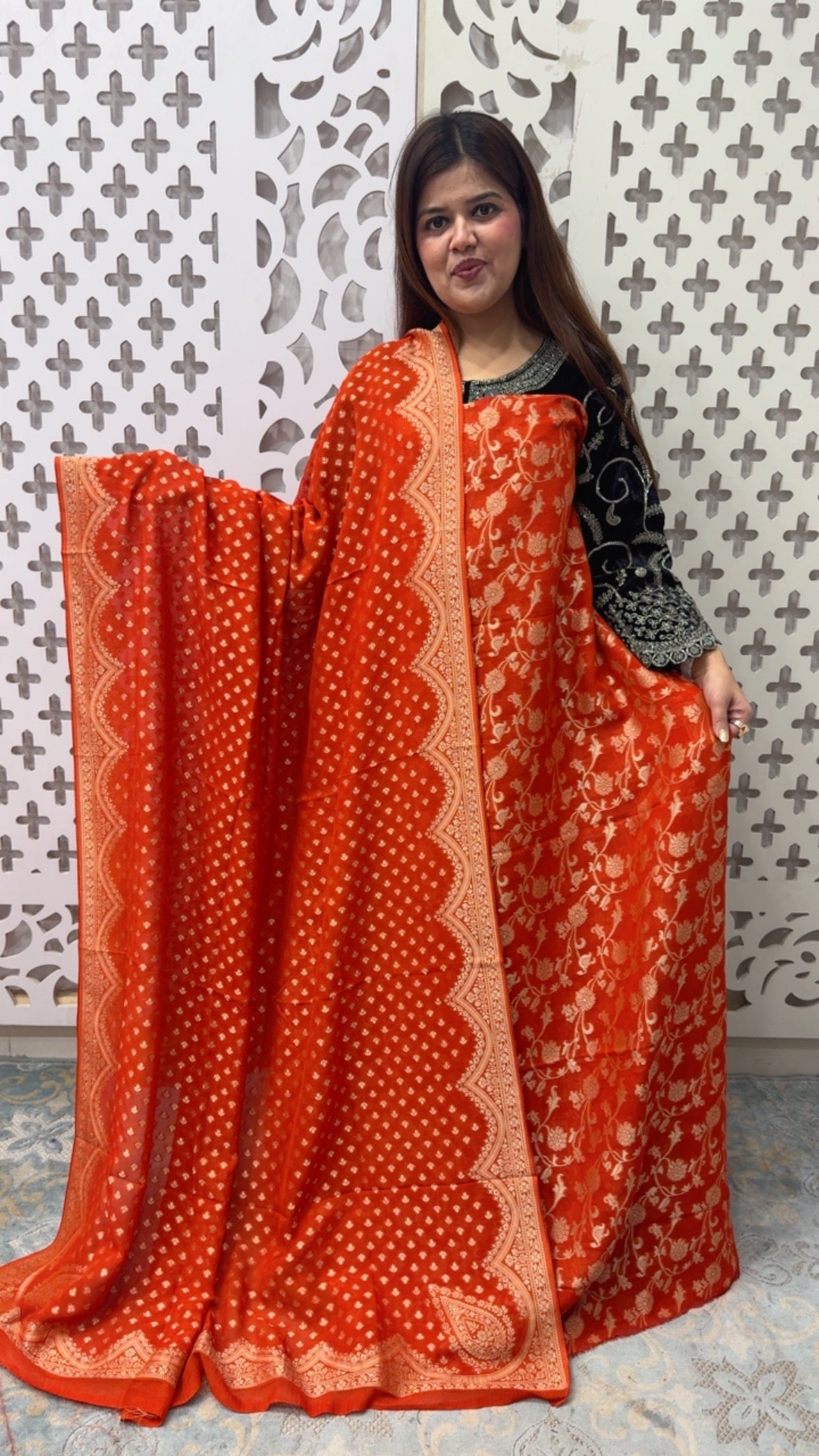 “KHADDI SILK MAGIC “Pure and original royal lute luxurious Khaddi silk suit material with full premium Khaddi silk celebrity style full length dupatta and silk bottom GF848