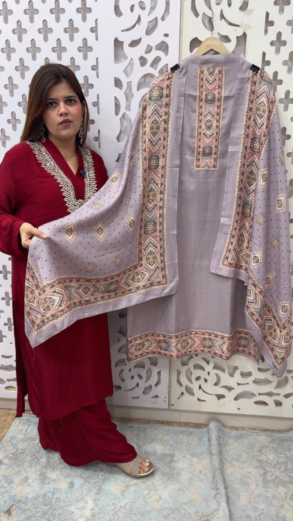 Winter special pastel color pashmina warm suit material with classy printed beautiful pashmina dupatta and pashmina bottom GF810