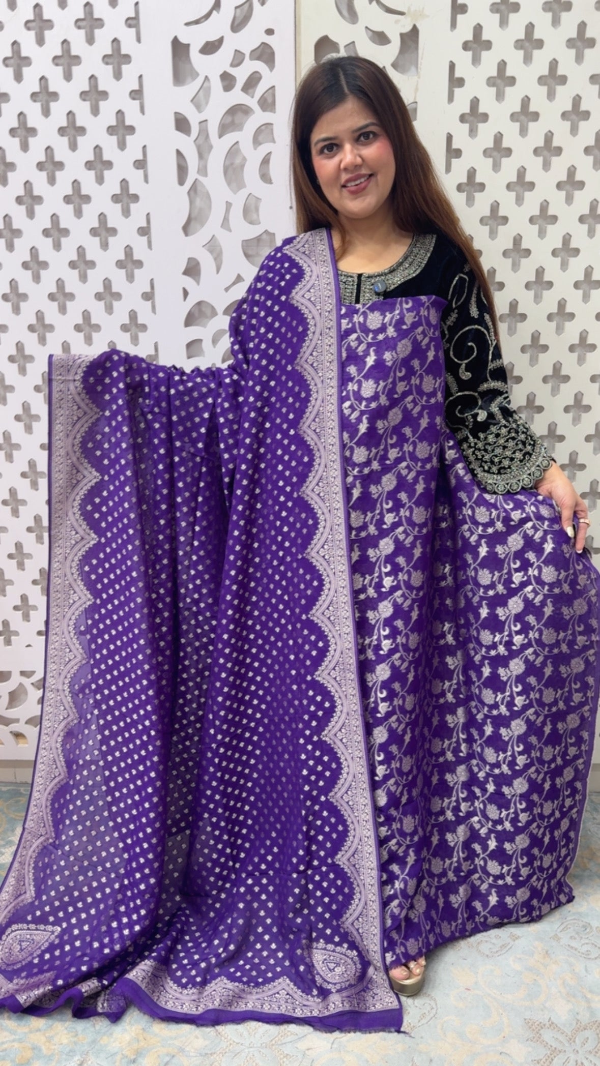 “KHADDI SILK MAGIC “Pure and original royal lute luxurious Khaddi silk suit material with full premium Khaddi silk celebrity style full length dupatta and silk bottom GF848