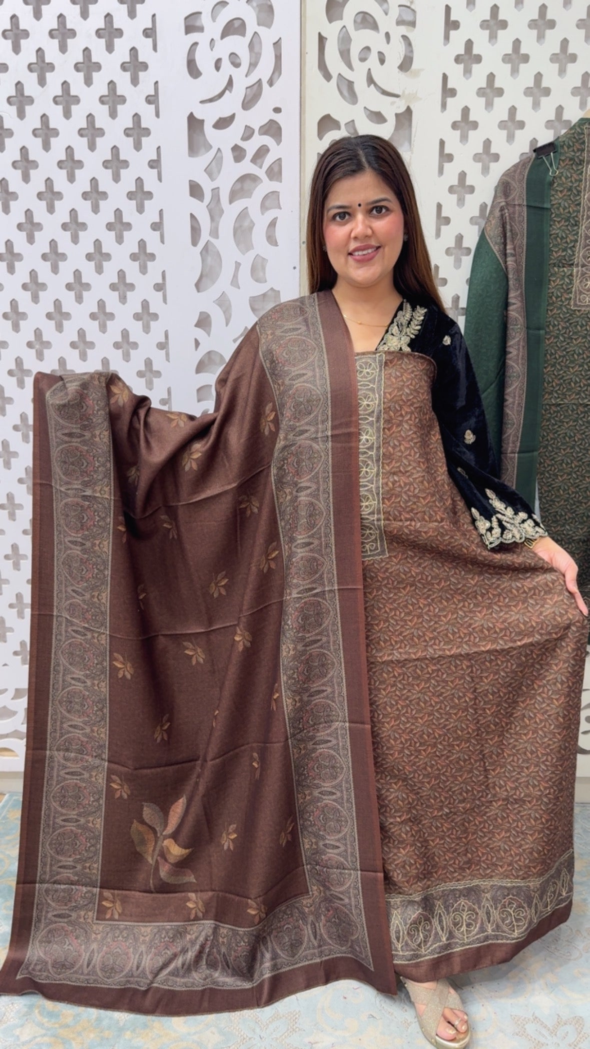 Huge demanded Kani printed pure wool pashmina suit material with beautiful printed pashmina shawls GF835