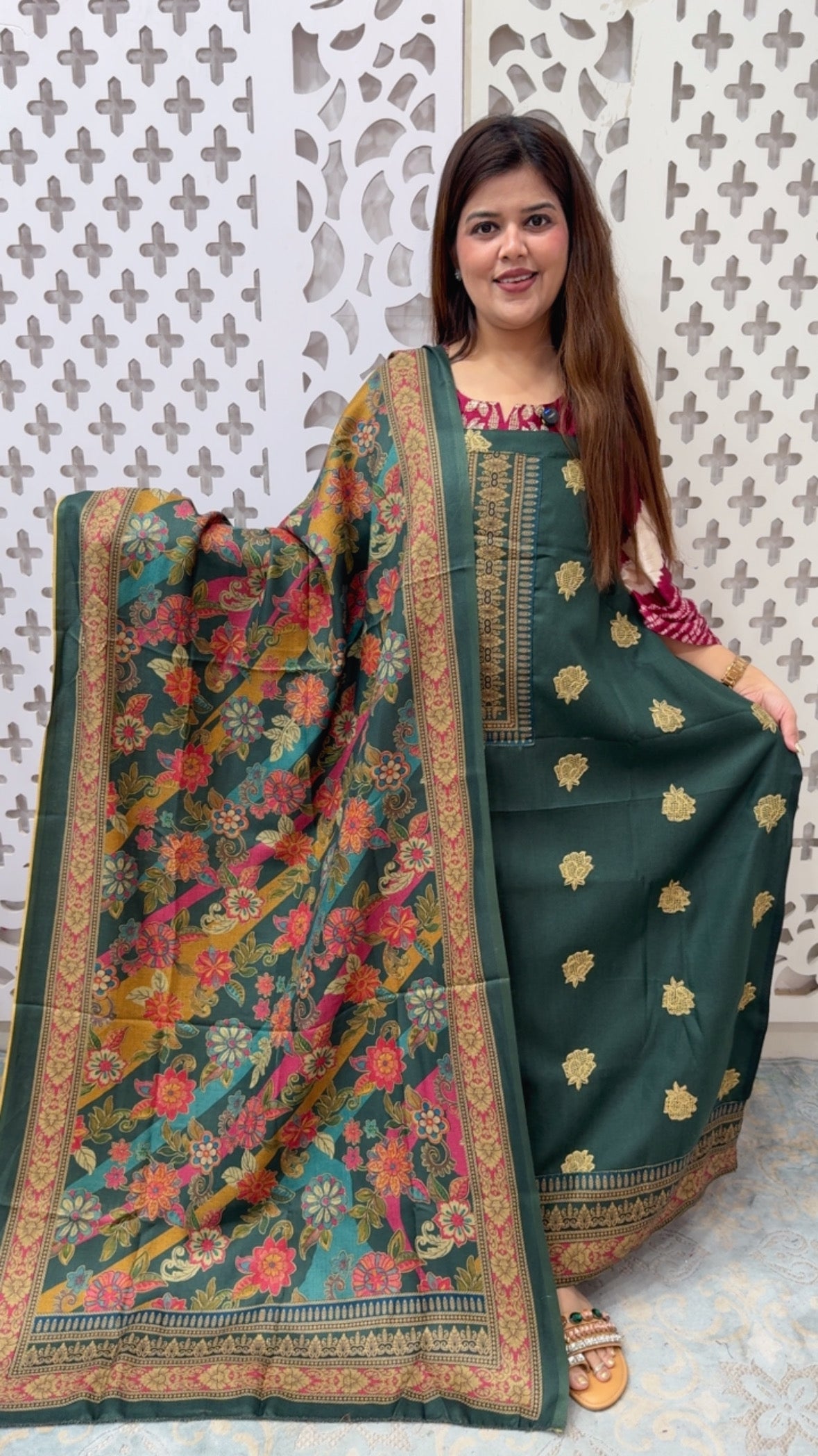 Winter wear pure embroidered pashmina suit material with full weaved dupatta prints best seller pashmina GF853