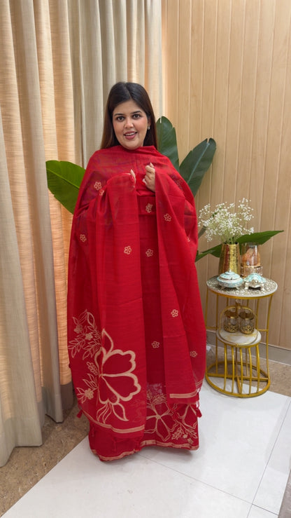 Royal and classy most demanded Moonga silk jamdhani with golden weaved applique work and premium Moonga silk dupatta GF1182