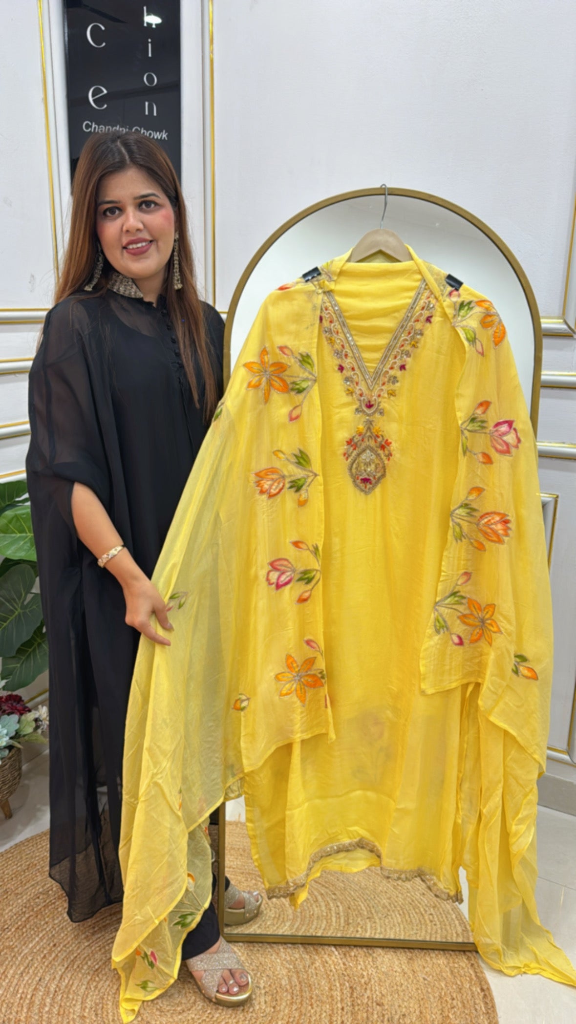 Designer pure handwork detailing over premium pure Organzza material with brush painted dupatta with peeta work GF 253