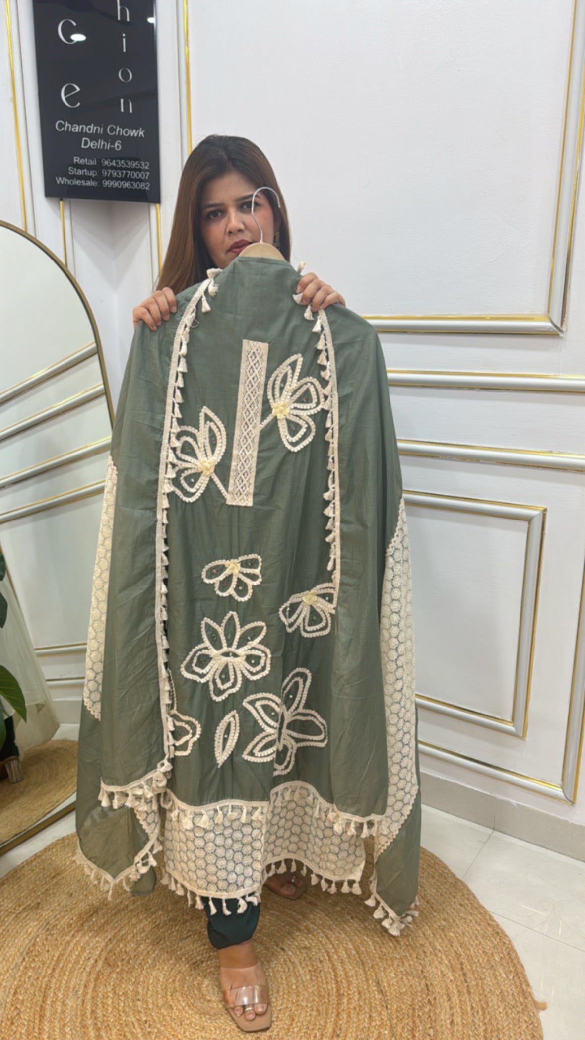 PREMIUM MAL COTTON SILK APPIQUE THREAD DETAILING TRENDING UNSTITHCED SUIT GF 210