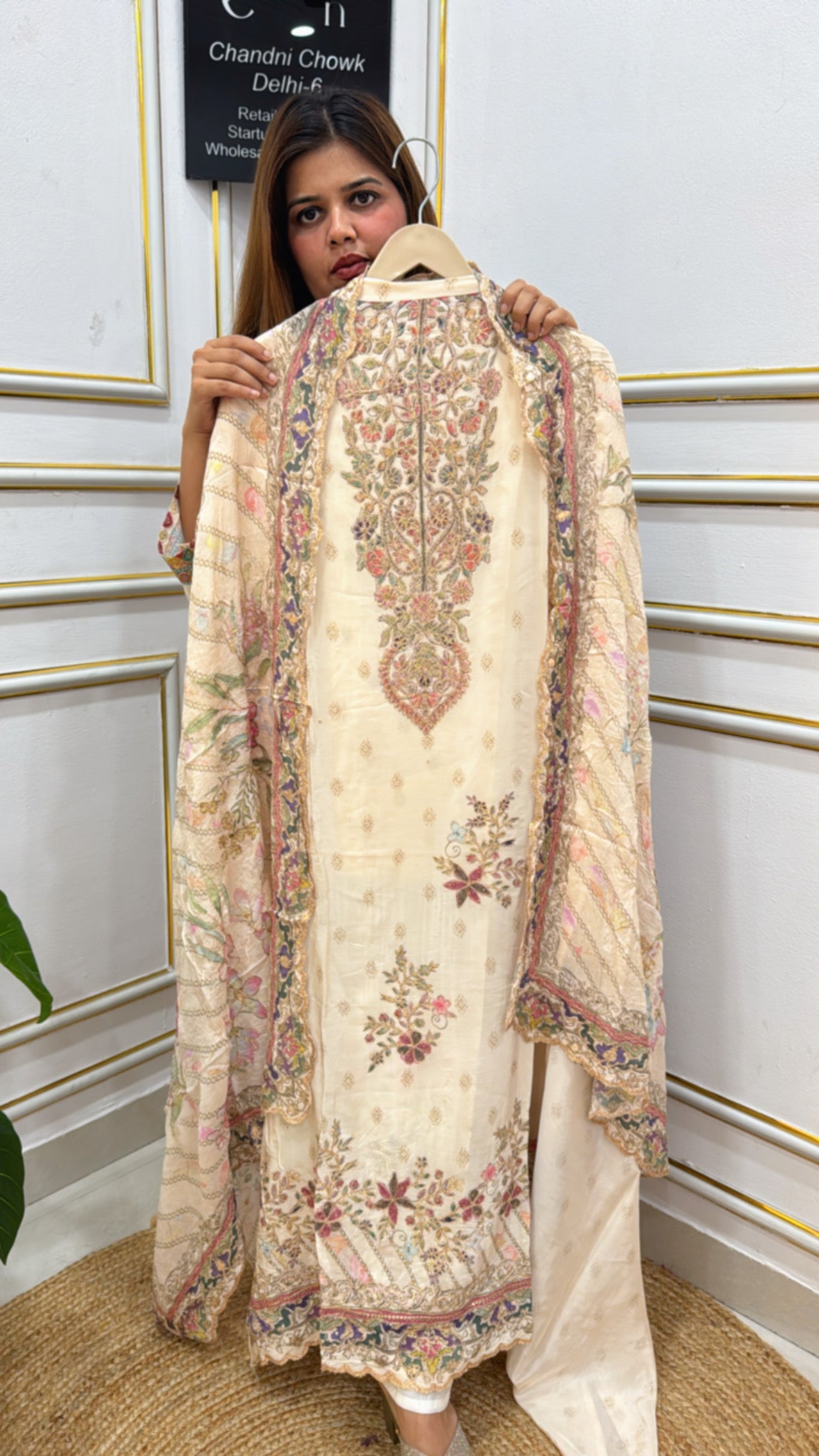 PREMIUM CRAPE DIGITAL PRINT WITH PITTA WORK ALL OVER SUPER CLASSY GF 206