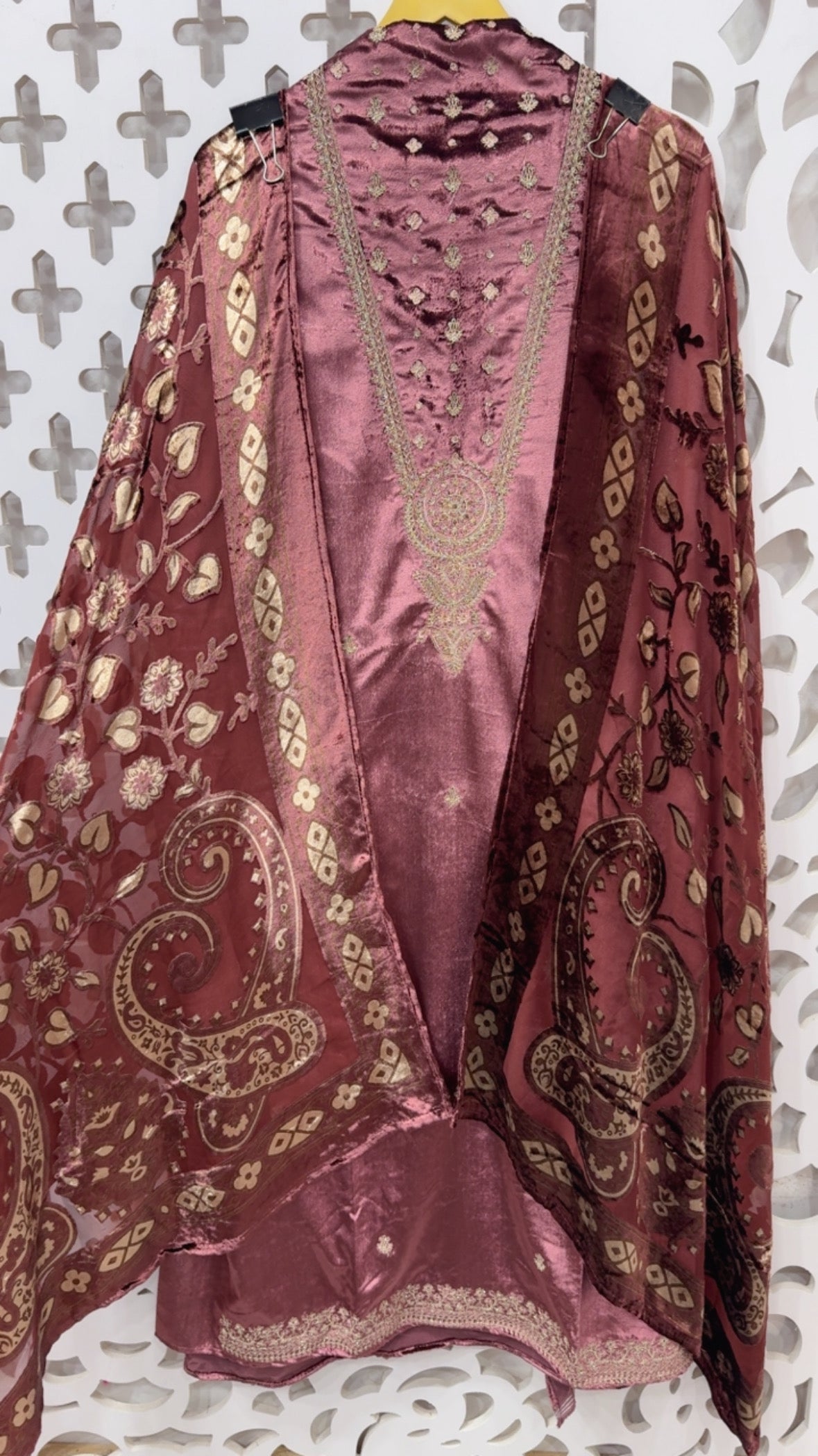 Huge demanded brasso dupatta ,pure luxury velvet suit material with unit work detailing partywear velvet suit material with velvet bottom GF854