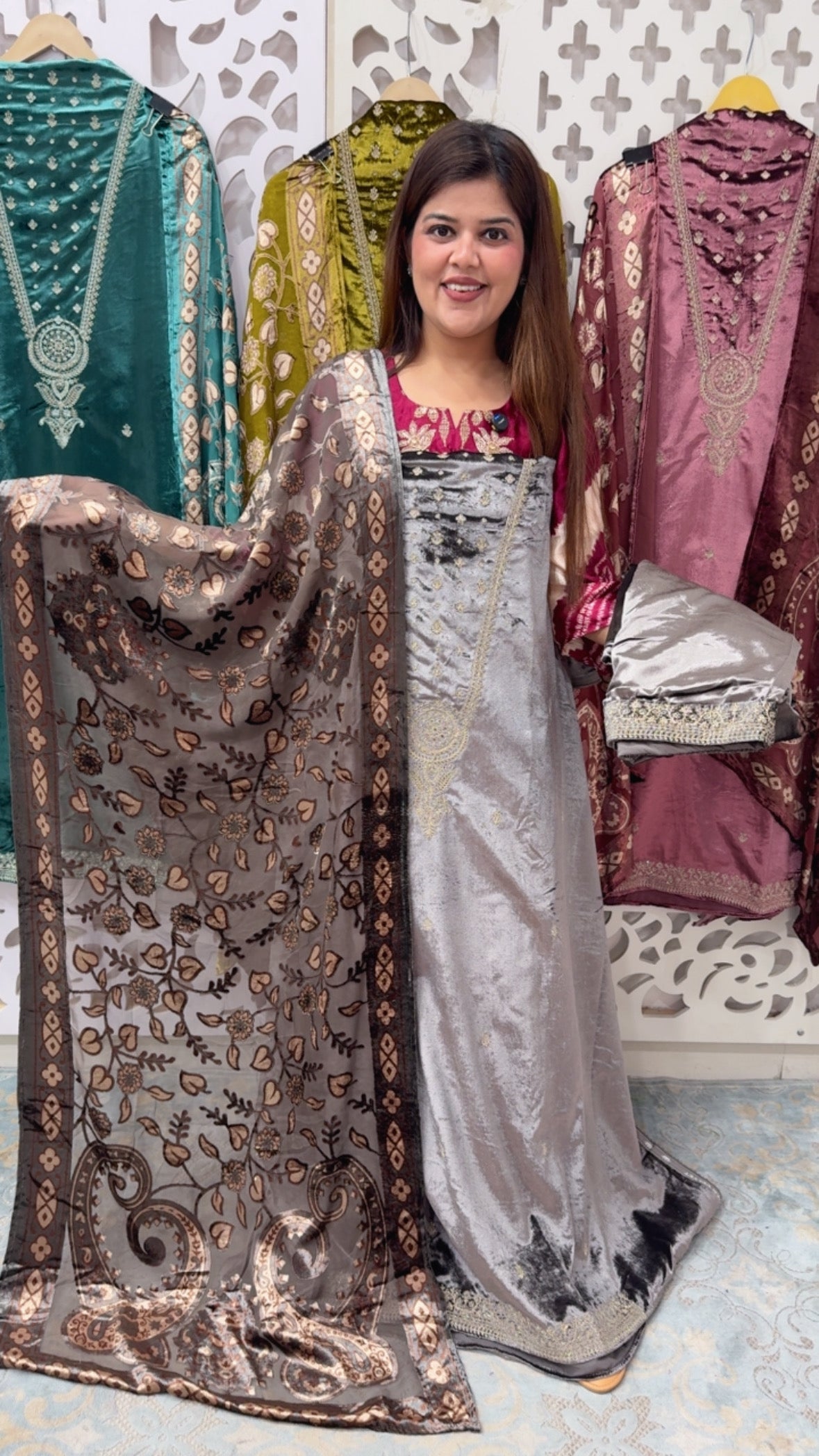 Huge demanded brasso dupatta ,pure luxury velvet suit material with unit work detailing partywear velvet suit material with velvet bottom GF854