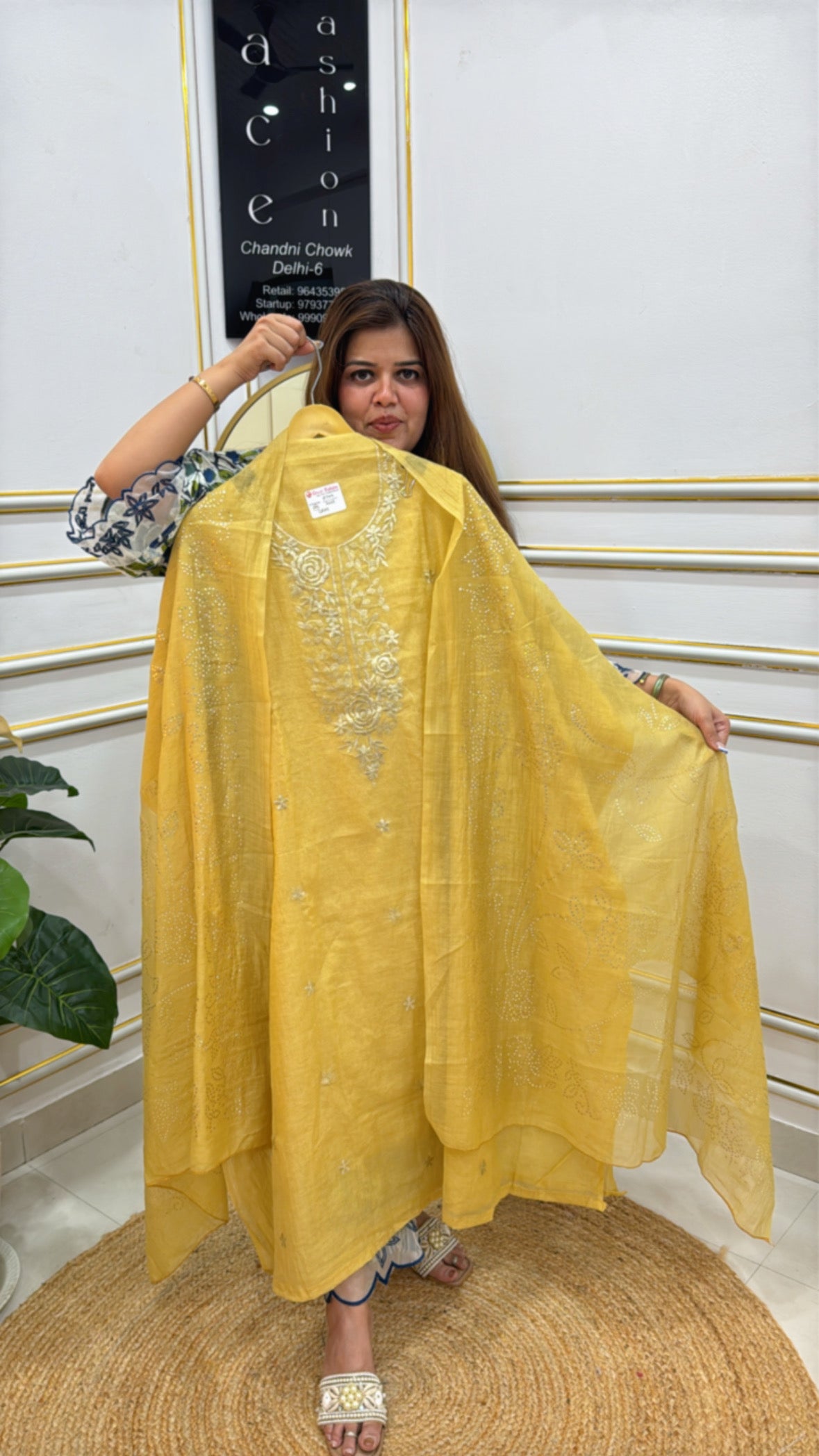 PREMIUM MUL ZARI DORIA EMBROIDED  COTTON SILK FABRIC  UNSTITCHED SUIT GF 44