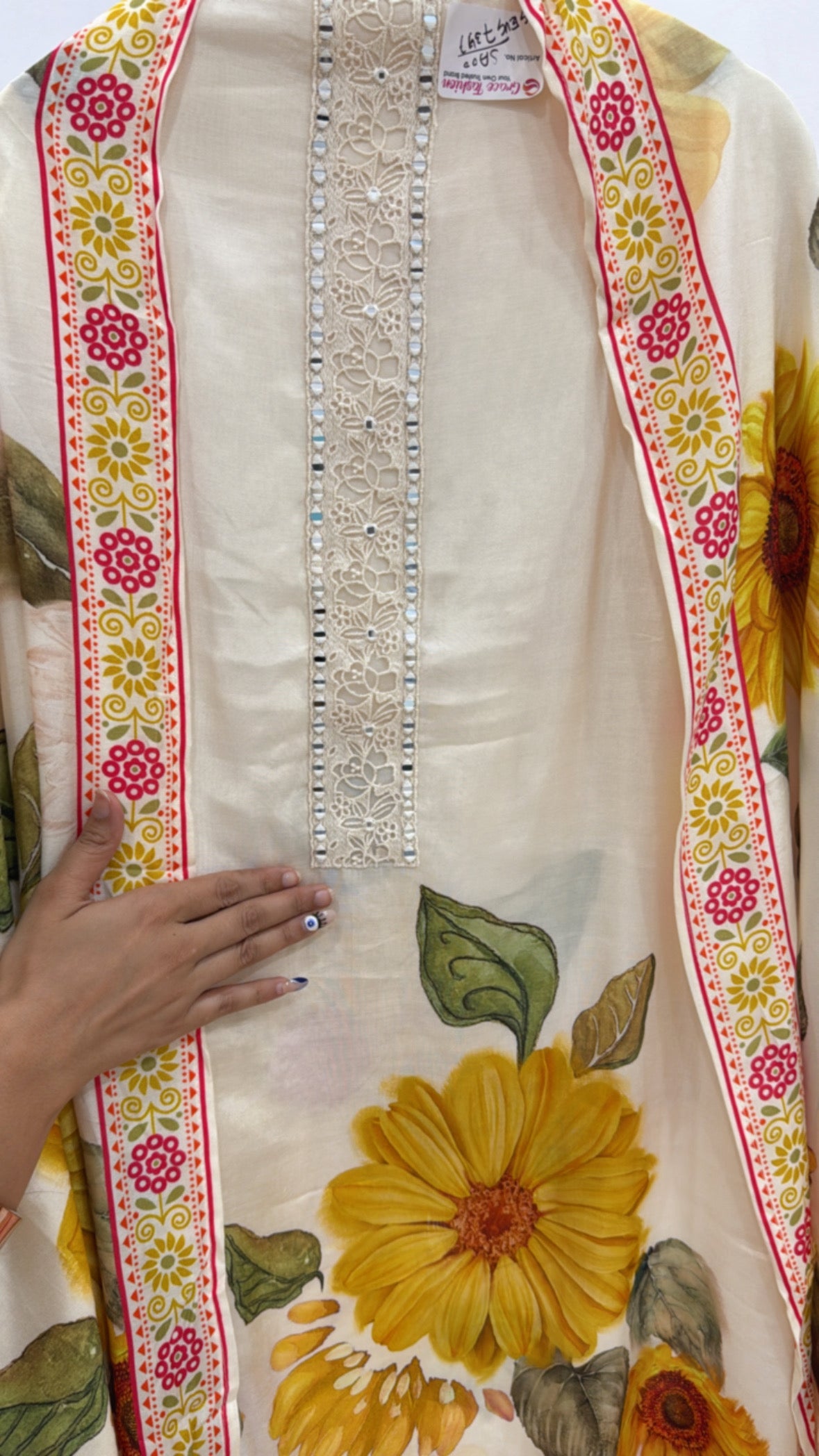 Cream Floral Muslin Suit Set with Mirror Work  GF 15