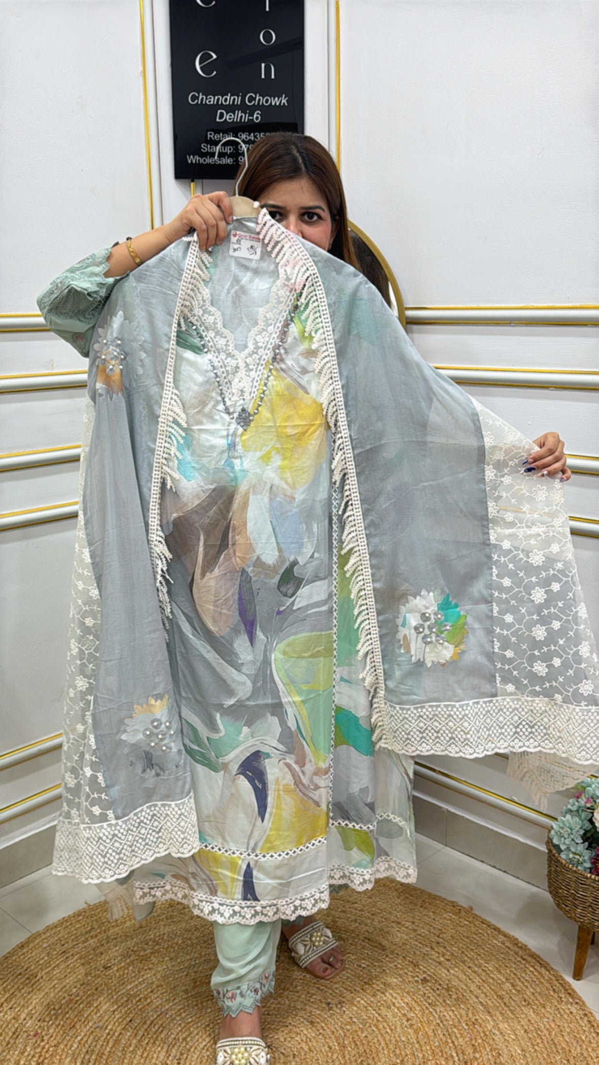The Grace Fashion Floral Chiffon Kaftan with Intricate Lace Details for Elegant Summer Wear